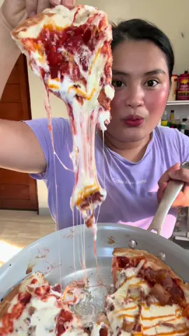 Pwede naman pala🤤🤤 #fyp #food #pizza #pizzasakawali #trending 
