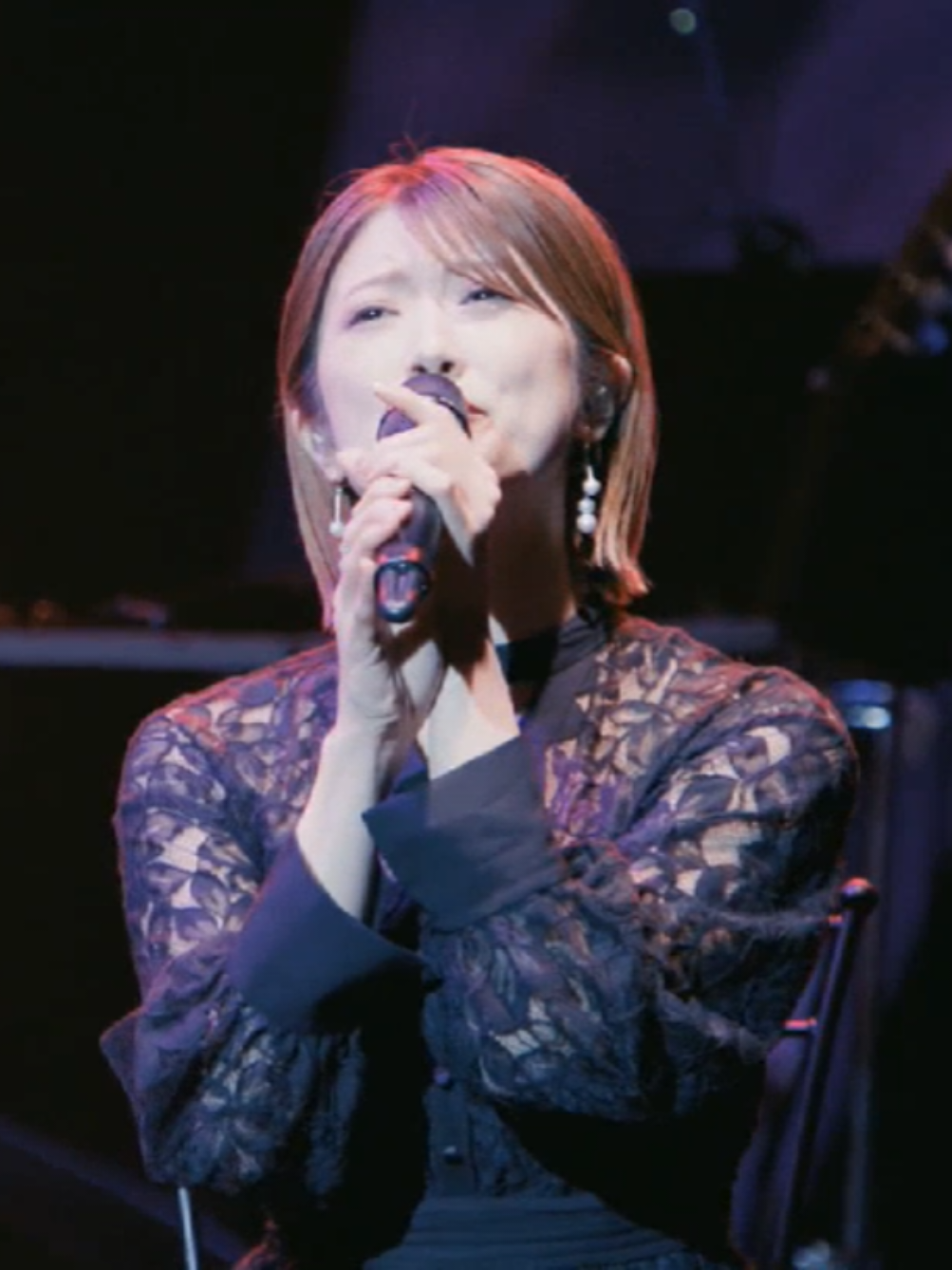 Nogizaka46 (Ikuta Erika & Higuchi Hina) - バレッタ - Baretta MTV unplugged  #nogizaka46 #乃木坂46 #sakamichi46 