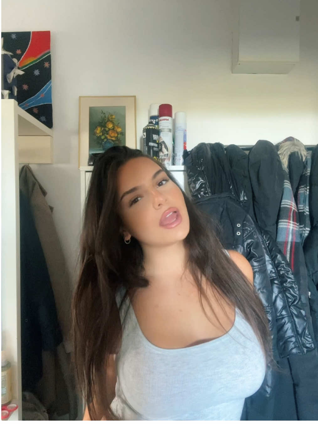 but we sure make it feel like we’re together 🥀 #fürdich #foryou #viral #drake #hamburg 