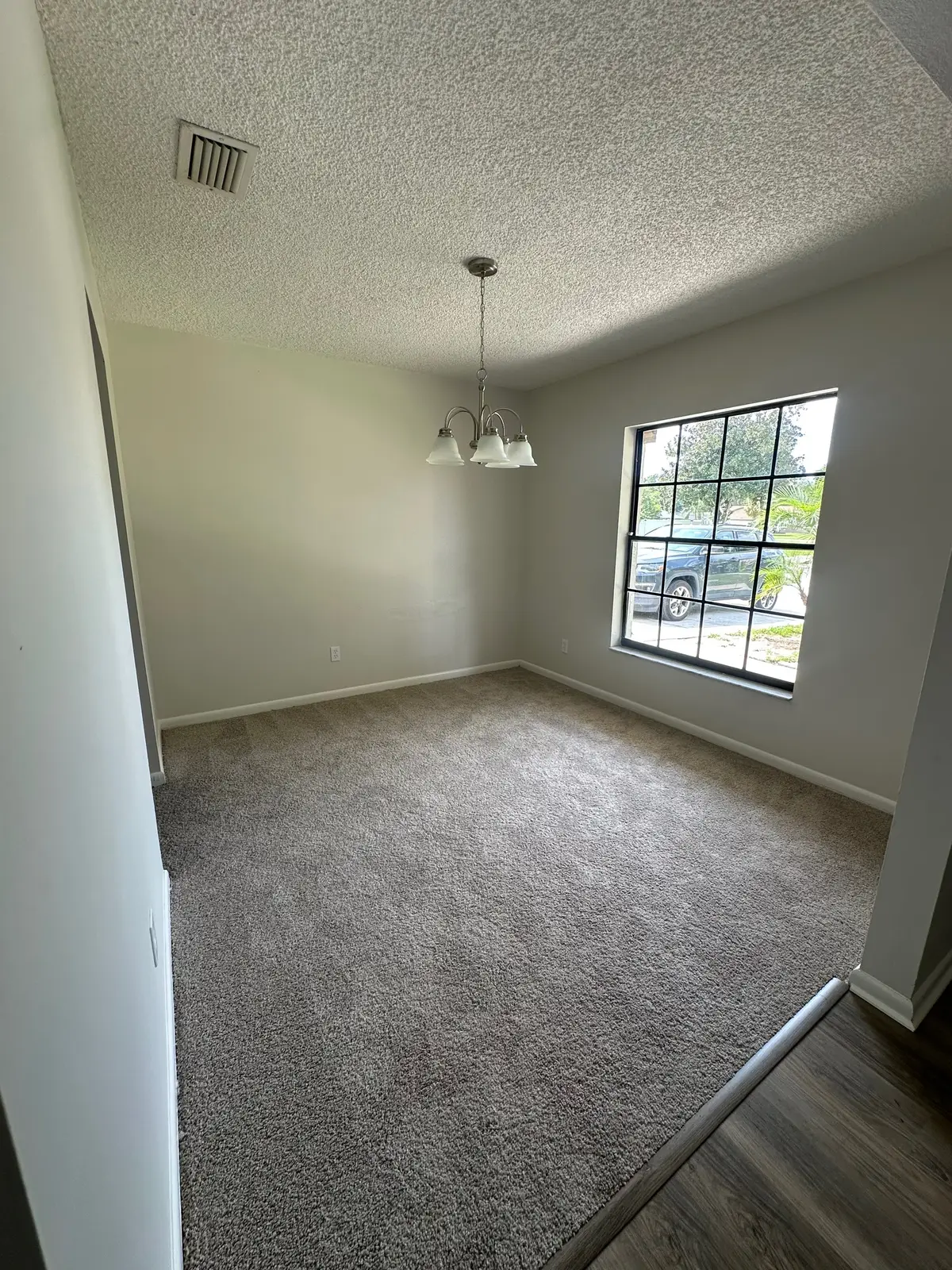 Empty home tour through pictures 🤭📷🏡 #hometour #emptyhometour #homeownerera #Home 