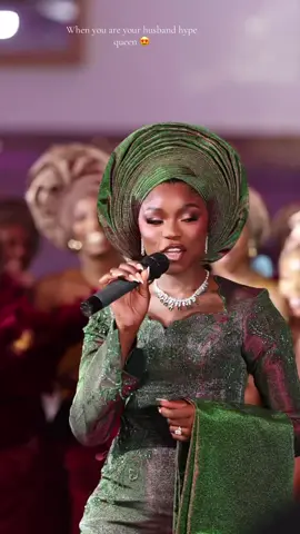When you are your husbands hype queen🔥🔥🔥🔥 Gele@stunners_gele  #bellanaijaweddings #traditionalweddings #ukcontentcreator #nigeriaweddings #weddinginuk @BellaNaija Weddings @Yoruba_traditionalweddings @traditionalwedding 