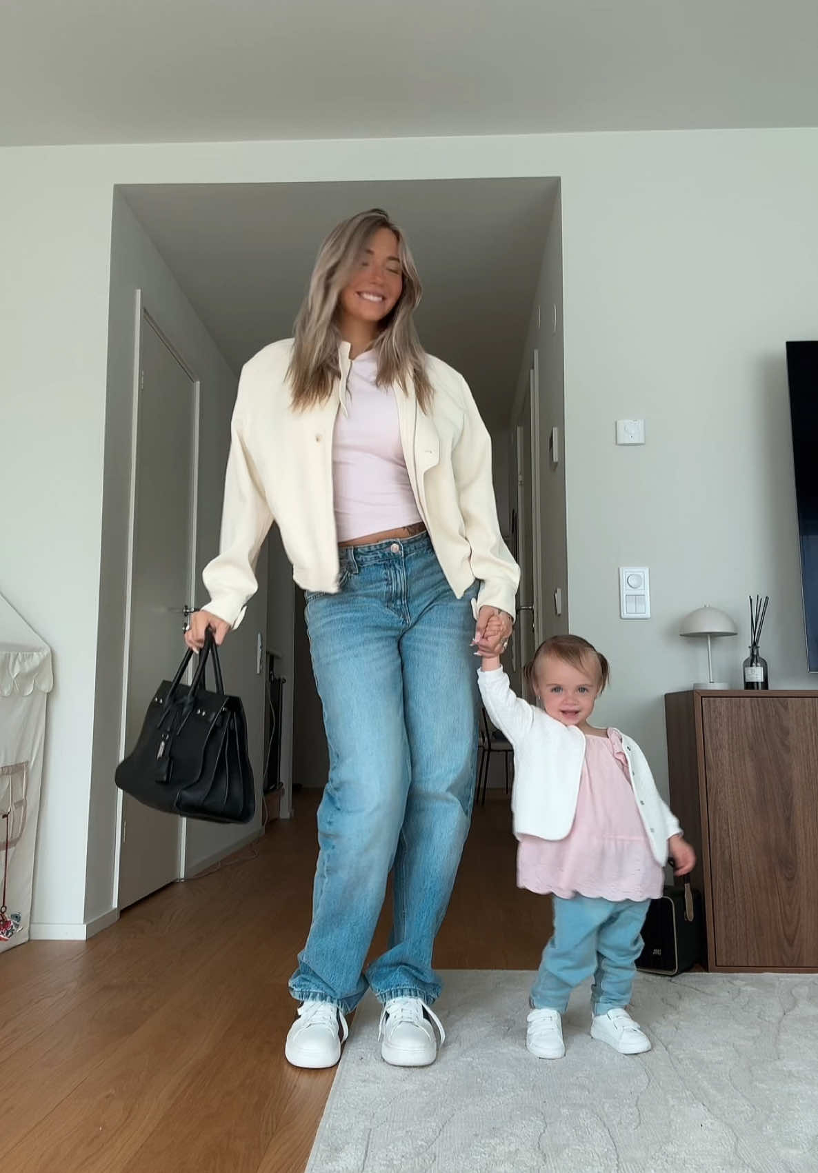 Matchande outfit med min lilla minibesti🩷
