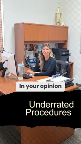 Everyone has their favorite plastic surgery procedure—but what about the ones that don’t get enough credit? 👀 We asked our team: “What’s the most underrated procedure?” Their answers might surprise you. #DrCarp #DrCarpPlasticSurgeon #CarpCosmetic #PlasticSurgeryEducation #AkronOhio #OhioPlasticSurgery #Blepharoplasty #ArmLiposuction #TempleFiller #UnderratedProcedures