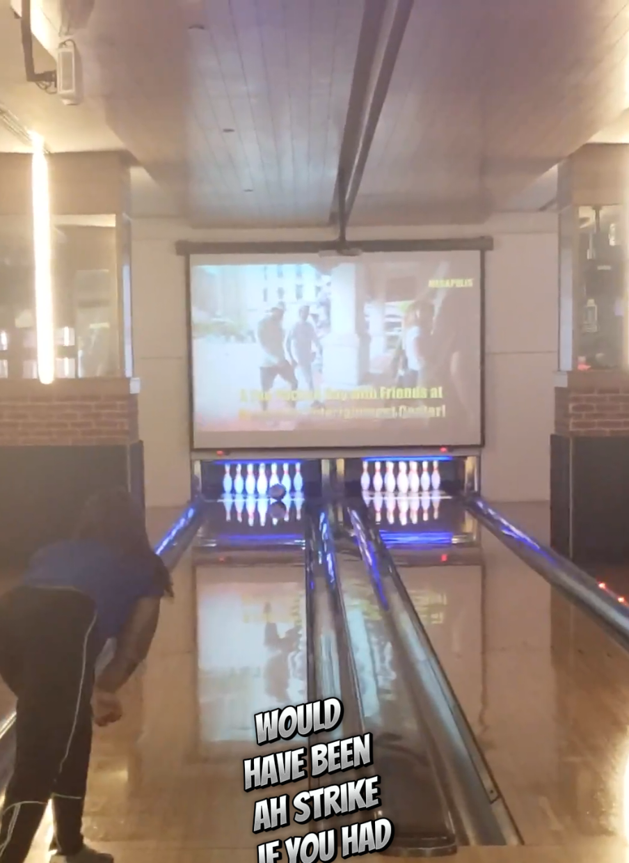 Replying to @marqwilliams5  #strike #bowling #bowl 