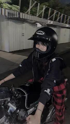 #CapCut#bratcafeindonesia#foryou #motorcostum#caferacer 😹