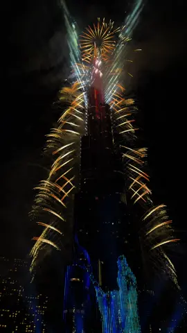 الليل غير في دبي 🤍✨#دبي #fyp #dubai 