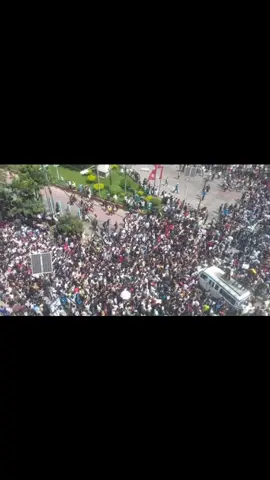 एउटा शिक्षक भएको नाताले प्रीय भाईबैनी हरु आन्दोलन मा नजाउ कसरि भनु देश परिबर्तन को लागि लागेको छौ जाउ कसरि भनु यि हत्यारा हरु ले गोलि ठोक्छन स्कुल र कलेज पोशाक मा भएका बिधार्थी हरु !  शाहदत प्राप्त भाई बैनी हरु प्रति हार्दिक श्रध्दाञ्जलि एबम हरु को शिघ्र स्वास्थ्य लाभ को कामना।#creatorsearchinsights   