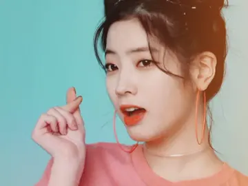 dahyundivahsjs @nari rocket puncher :3 ‘’ 🍏   #dahyun #dahyuntwice #twiceedit #twice_tiktok_official #Kpop 