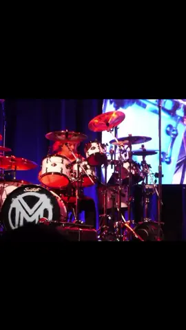 DRUMMER FOR BRUCE DICKINSON, DAVE MORENO‼️‼️‼️‼️ Thank you @Jefephoto for this awesome clip of Dave Moreno🔥🔥🔥🔥 📸: @jefephoto  @davedrums1221 #TheMandrakeProject @Bruce Dickinson @hobdallas #Dallas #DaveMoreno #DrumSolo #TheMandrakeProjectTour  