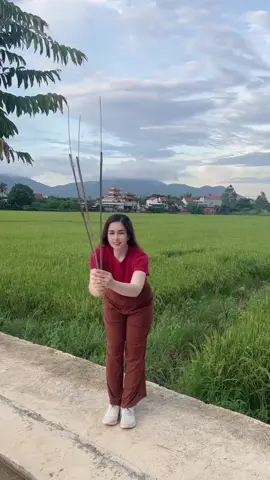Vy xin khi nào ơn trên cho mới thôi😂😂😂…