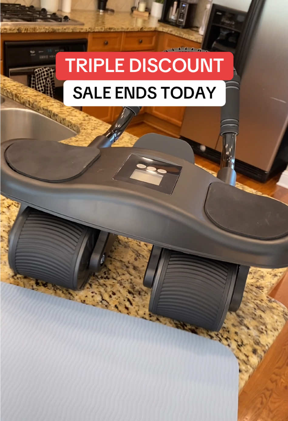Abdominal Wheel #tiktokshopsummersale #tiktokfinds #tiktokshopcreatorpicks #tiktokdeals Limited-time offer. Prices and discounts may vary based on your applied offers and depending on when you see the video. Promotion may have ended by the time you see this.