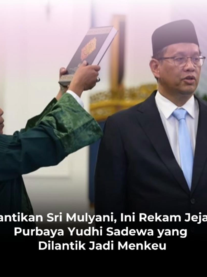 Gantikan Sri Mulyani, Ini Rekam Jejak Purbaya Yudhi Sadewa yang Dilantik Jadi Menkeu. Presiden Prabowo Subianto resmi memberhentikan dengan hormat Menteri Keuangan Sri Mulyani, Senin sore (8/9/2025). Pasca pemberhentian tersebut, Presiden Prabowo langsung melantik Purbaya Yudhi Sadewa untuk mengisi kursi Menkeu. Pelantikan ini berdasarkan surat Keputusan Presiden Nomor 86P 2025 tentang pemberhentian dan pengangkatan menteri dan wamen 2024-2029. #kabinetmerahputih #PresidenPrabowo #prabowo #prabowosubianto #istananegara #fyp