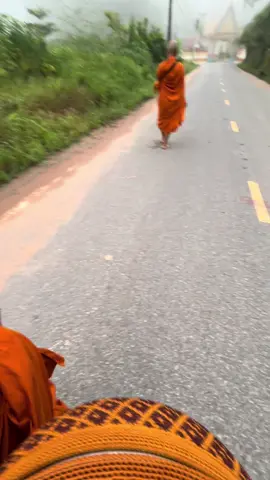 #สังกะลีวัดบ้าน🙏 #หนองวัวซออุดรธานี😍😍 #เปิดการมองเห็นเยอะๆ #ฟีดดดシ     สุขไหนไม่เท่าอยู่วัด❤️