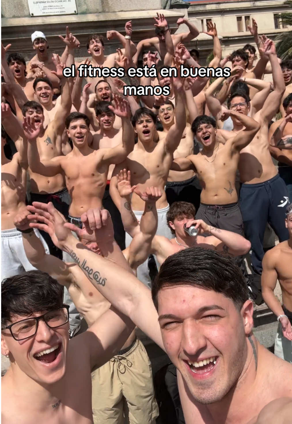El fitness argentino está cada vez más unido 🥰 . . . #gym #Fitness #gymmotivation #fitnessargentina #fitnessarg @Lauty vallina 