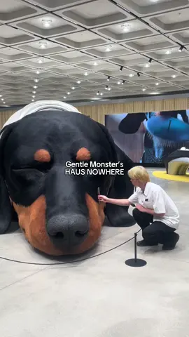 In the past few days, @gentlemonster opened the doors to HAUS NOWHERE in Seoul: a 14-story immersive retail space in Seongsu-dong, designed as a place “where past and future coexist.” A journey through art, design, and technology, featuring sensory installations, monumental sculptures, and a city view. Would you visit? #fashiontiktok #gentlemonster  #coolstore #seoul #korea