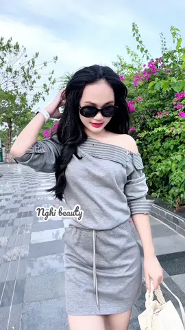 Có ai chờ em đâu 😆