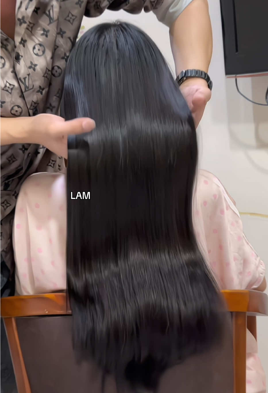 E có nhận nối tóc , nâng nối tại nhà cho khách ngại ra đuờng ạ 🥰 #nốitóctạinhà #xuhuong #CapCut 