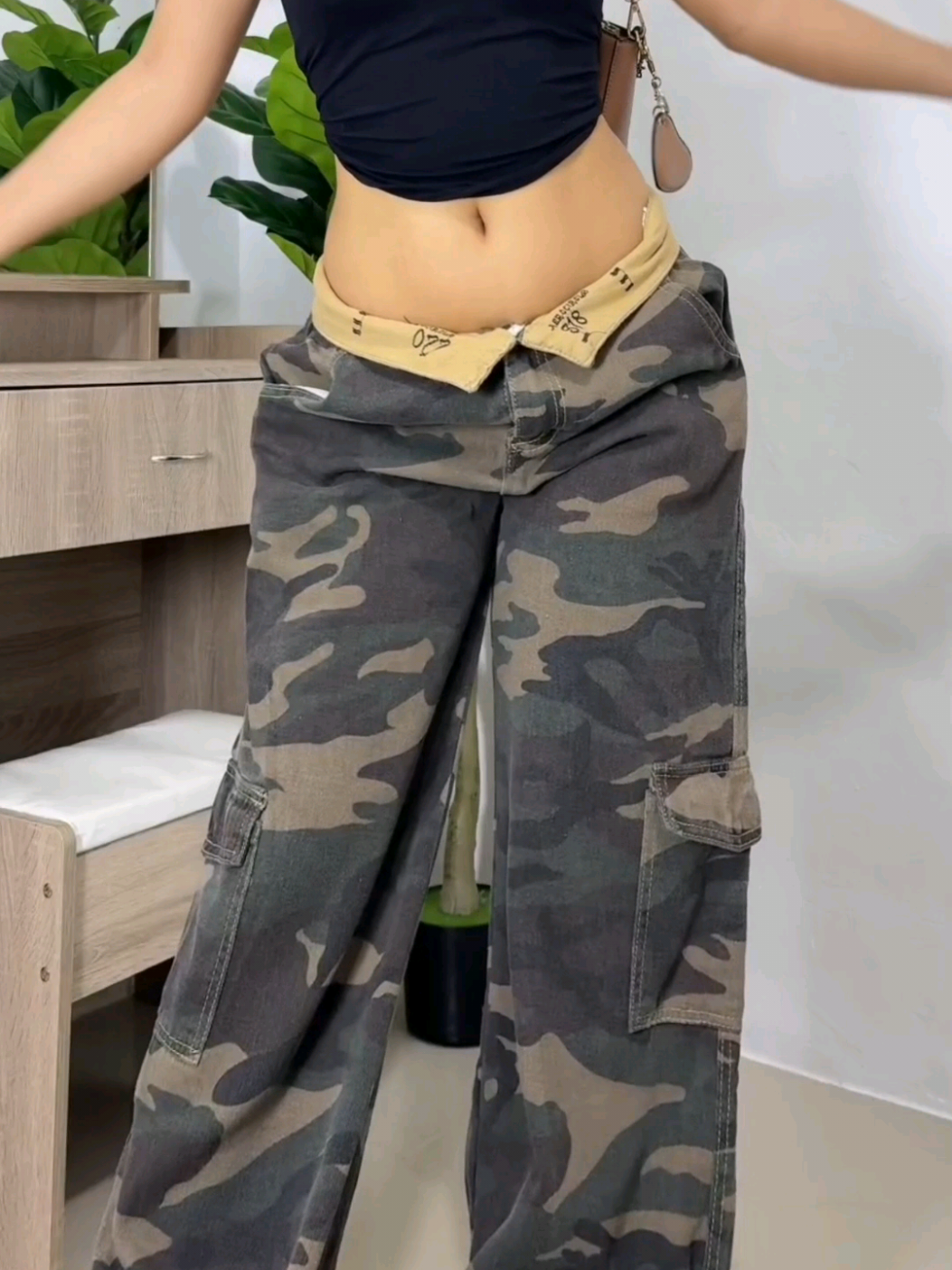 angas ng pants na'to😎💯🔥 #baggypants #baggyjeans #camouflage #streetwear #fitcheck 