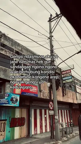 Laki laki dengan kondisi ekonominya #ekonomi #fyp #magelangkotasejutabunga 