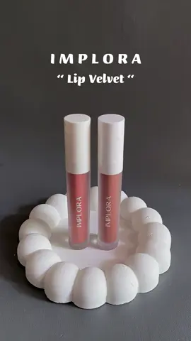 Semua shade nya cakep parah , cocok buat yg punya kulit sawo matang 😍🤏🏻 @Implora Cosmetics #implora #imploracosmetics #lipvelvet #lipcream #lipcreamviral #fyp #pageforyou 