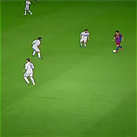 عند ما كريستيانو رونالدو دمرا برشلونة 😮‍💨#كريستيانو_رونالدو🇵🇹 #صاروخخخخخ☠️ماديرا🚀🔥 #تيم_مصممين_المستديره💎 #تيم_مصممين_الرافدين💎 #تيم_مصممين_فرنسا💎 