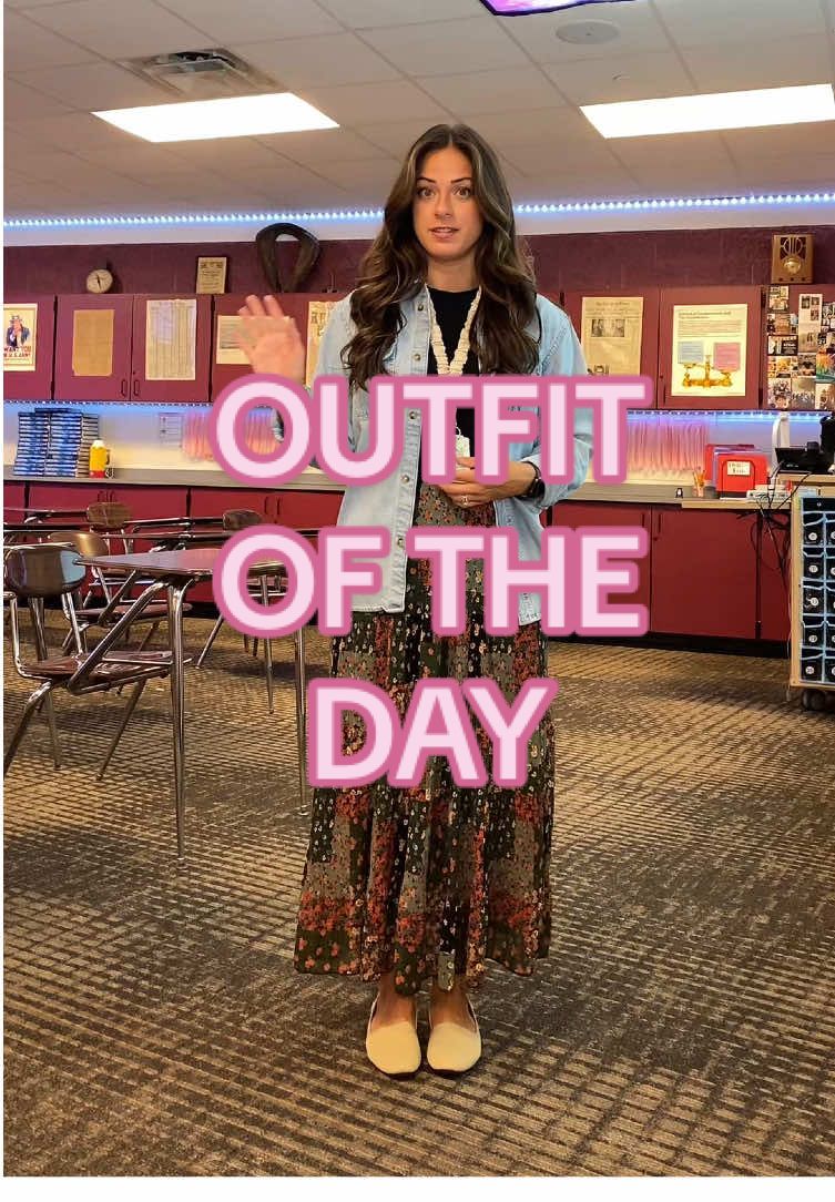 Fall outfit of the day today #OOTD #teacheroutfit #fitcheck #teachersoftiktok 