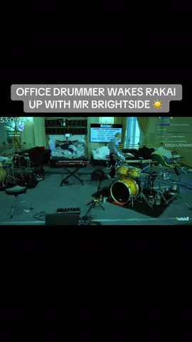 OFFICE DRUMMER WAKES RAKAI UP WITH MR BRIGHTSIDE ON THE DRUMS DUBYA DRUMMER 🔥🥁☀️#mafiathon3 #fyp #fypシ #officedrummer #thekillers @Kai Cenat @2xRakai @OfficeDrummer @The Killers 