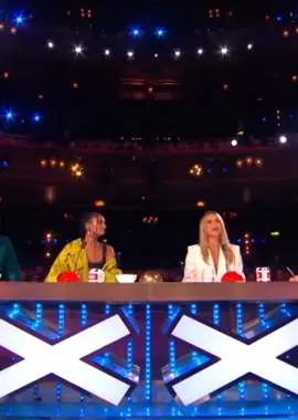 I’m crying. All over AGAIN. Gawd blimey 😭 One year ago today, I stood on The London Palladium stage, auditioning for @bgt one last time, and the second that @Amanda Holden hit the Golden Buzzer, my life completely changed I will forever be grateful to her for taking that chance and hope I have made you proud 🥹🤍🫂 I can’t even fully put into words how thankful I am to everyone involved in the show. Barney Addison, Leanne Elma, @The Vocal Coach - the holy trinity - thank you for being there every step of the way; Bruno Tonioli, @Alesha Dixon and Simon Cowell for their unwavering support, and to the public that rallied behind me from the beginning 😘 We’ve all been on this journey through together, this is our success, and there’s so much more to come ✨ The most amazing experience! Once in a lifetime! LET’S AV IT! 💋💪🤗 #SydnieChristmas #BritainsGotTalent #BGT #OneYear #GoldenBuzzer 