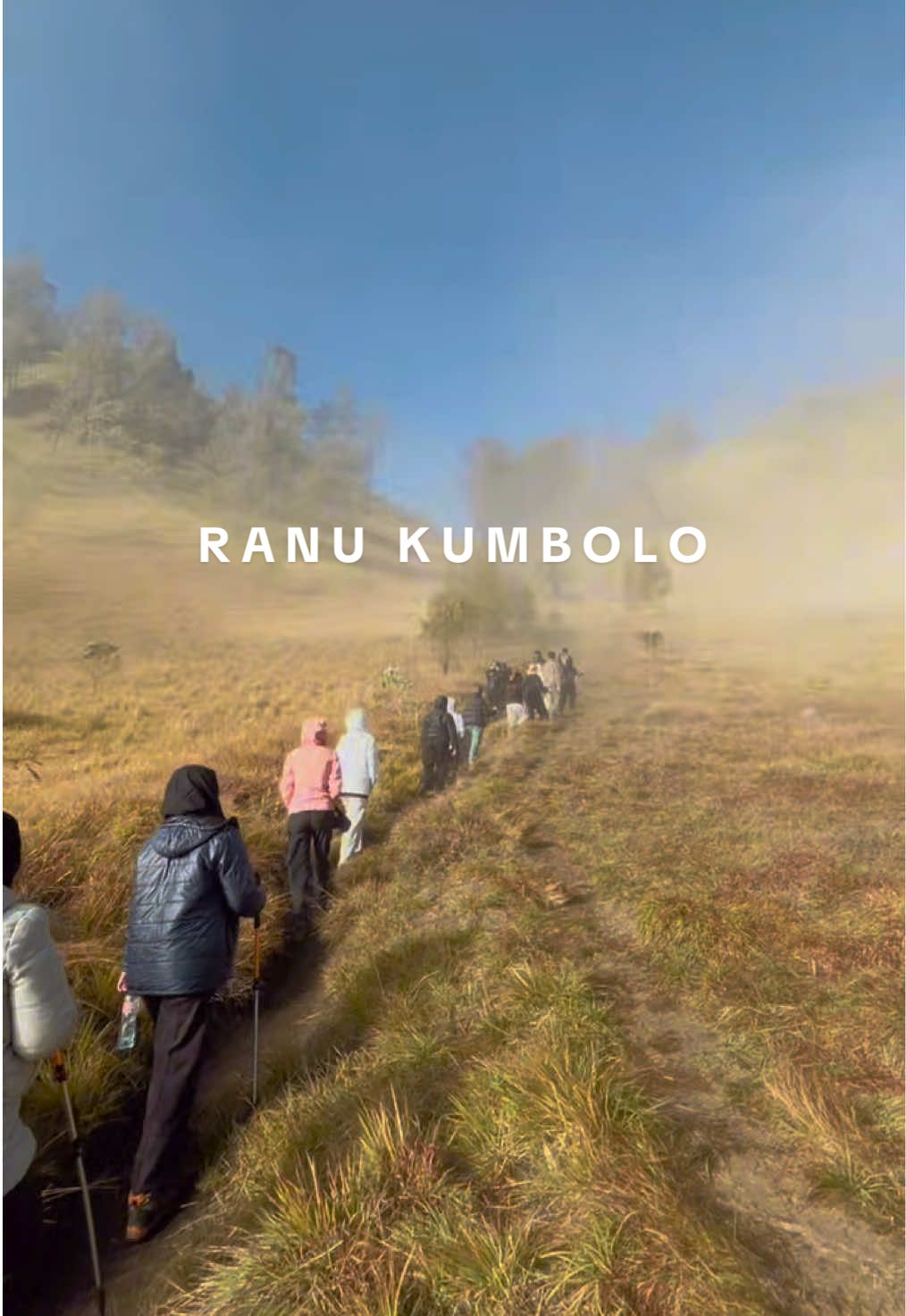 maaf spam ya, dari kemarin sepi kalah sama demo#pendaki #pendakigunung #ranukumbolo #semeru 