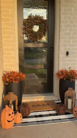 How did I do?! I’m just a little obsessed 🤩 Everything shown here is Iinked on my Amaz0n under Fall Front Porch 🍂 