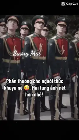 Tui cứ mong thấy được 1 bức ảnh tạo dáng kiểu Nga ngố của hoàng tử, cuối cùng t cũng thấy. Video có nhìu đoạn hoàng tử mà quay bị tối mờ, lướt nhanh nữa. Tui cắt đoạn nét nhất rồi. Nhìn kĩ sẽ thấy 2 mã hot và 1 mã quen đứng phía sau nha. #Dieubinhnnga #ngadieubinh #russia #russia #russia🇷🇺 #nga #a80 