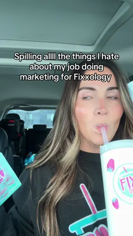It reallly sucks working for people you love and drinking a QuickFIXX every day 🤮😉 #QuickFIXX #refresher #tea 