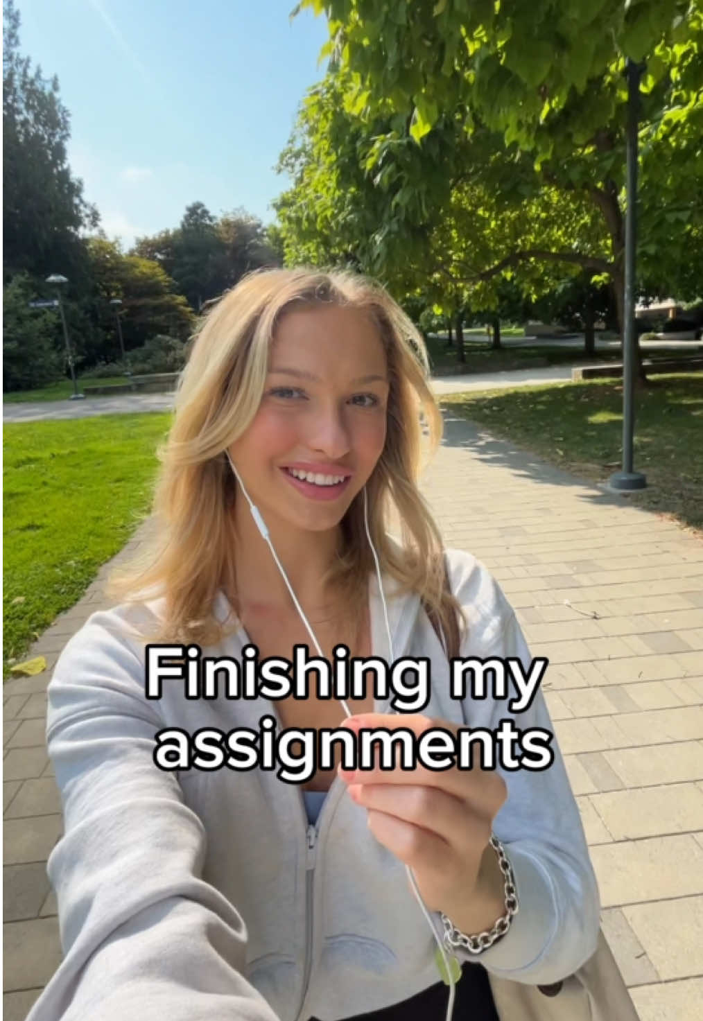 Welcome back studytok #studying #Vlog #studyvlog #studywithme #academicweapon #studymotivation #study #unilife #studytok 