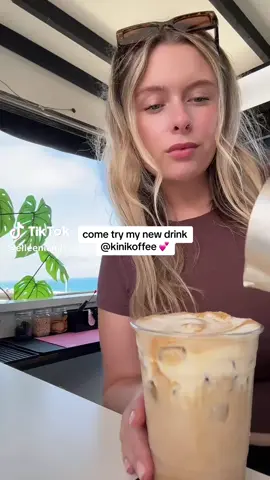 @elleeniamh with another banger! Salted & Spiced latte is a Brown Sugar Shaken Espresso Latte W/ Salted Caramel Cold Foam. Sooo good 