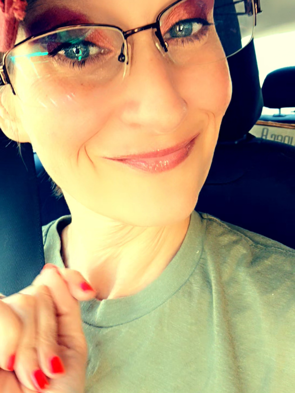 So.... come watch my shit, like my shit, share ny shit, all the jazz and I will do the same for you!  😘