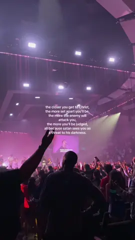 #jesuslovesyou #christiantiktok #confidence #fy #worship 