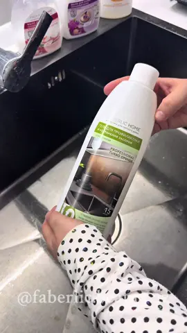 🚰 Çanaqda tıxac artıq problem deyil! Faberlic gel-konsentratı yağı, saçları və yemək qalıqlarını cəmi 15 dəqiqəyə əridir, hətta dayanıqlı suda da işləyir. ✅ Təmiz borular ✅ Pis qoxu yoxdur ✅ Borular üçün təhlükəsizdir Ayda 1 dəfə istifadə edin – və gözlənilməz tıxaclardan birdəfəlik qurtulun! #faberlic #faberlik #faberlicazerbaycan #fyp #kesfet 
