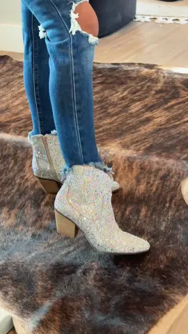 Stylish cowgirl rhinestone boots with sparkling detail that make any outfit stand out day or night. #CowgirlBoots #RhinestoneBoots #WesternStyle #WomensBoots #StatementBoots 