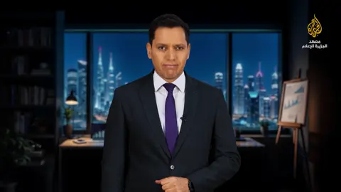 قيمة العملة تعكس قوة اقتصاد الدولة وتحدد قدرتها على الاستيراد والتصدير. تتغير أسعار الصرف بتأثير عوامل متعددة مثل الإنتاج، التضخم، الاحتياطي النقدي، والسياسات الحكومية. في هذه الحلقة من الاقتصاد باختصار، نكشف أسرار صعود وهبوط العملات. #الاقتصاد_باختصار #معارف_إعلامية #معهد_الجزيرة_للإعلام