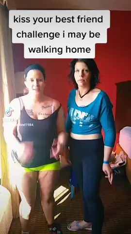 kiss your best friend challenge and maybe walking home  #bffgoals #kissyourbestfriend #challange #walking 