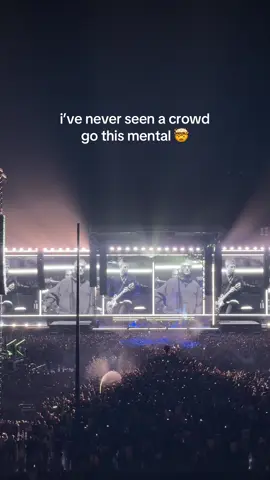 biblical @Oasis #oasis #oasislive25 #rosebowl 