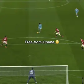 Free from Onana 🥺 || Onana worst mistakes 😭 #onana #worst #mistakes #manchesterunited #goalkeeper 