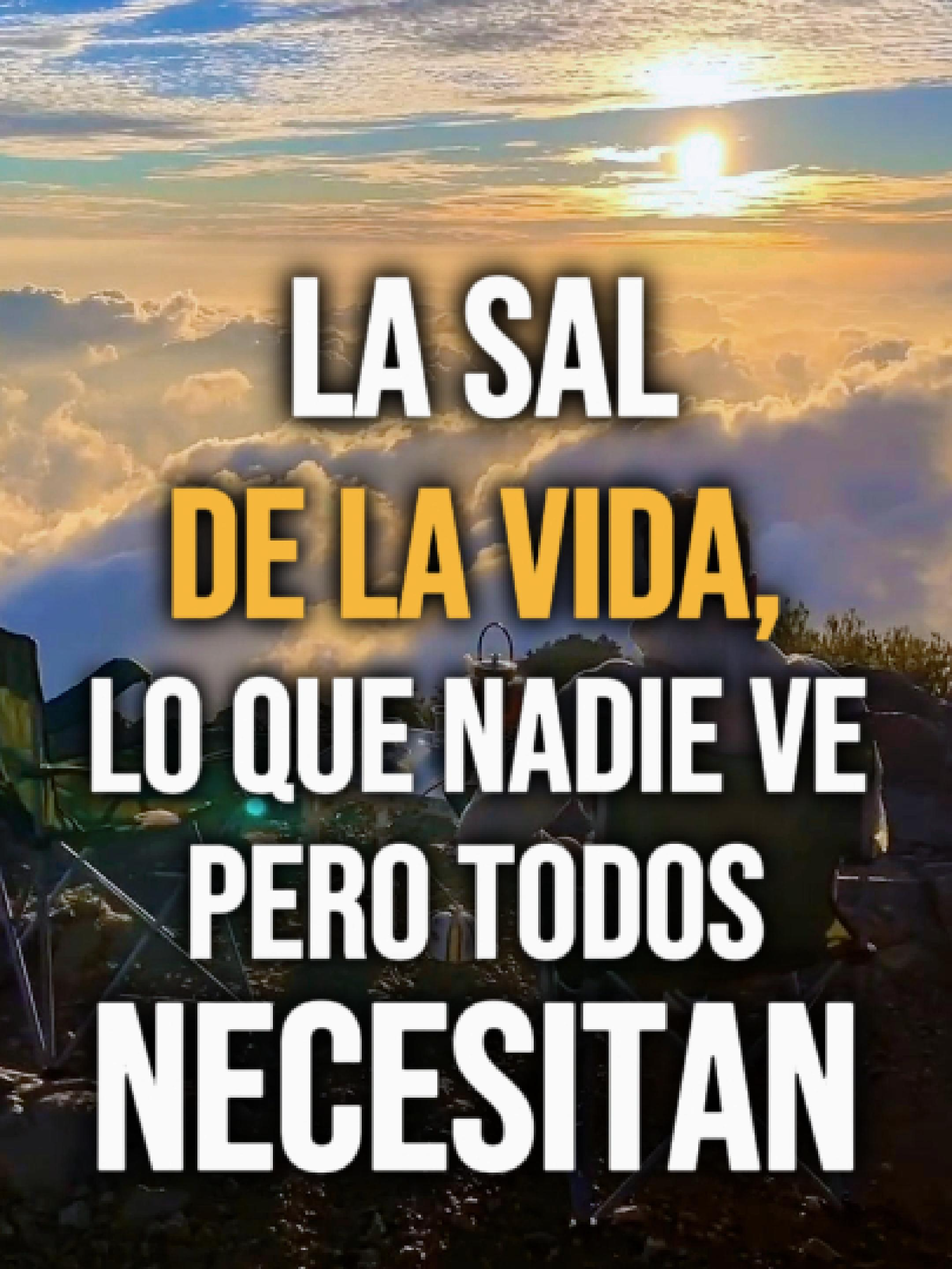 🧂 La sal de la vida: lo que nadie ve, pero todos necesitan ✨ No vivas esperando aplausos. Haz el bien porque sí, porque es tu esencia. La sal tampoco se ve… pero sin ella, nada sabe igual. #ReflexiónDeVida #Valorar #MotivaciónDiaria #Esencia #CrecimientoPersonal #AmorPropio #FuerzaInterior #Inspiración