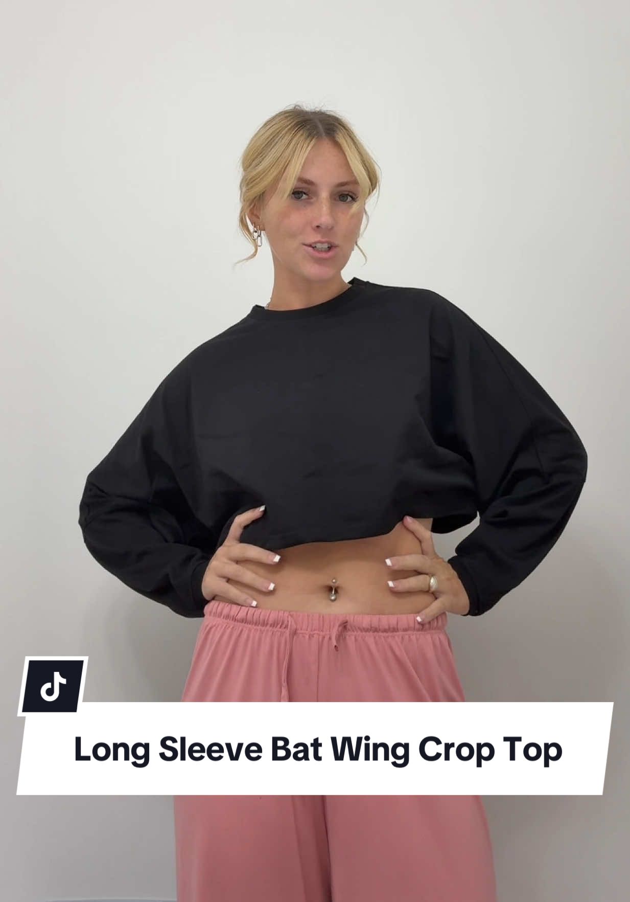 cute but now I need in home gym recommendations asappppp! #gymfashion #fashionfinds #workoutclothes #batwingcroptop #tiktokshopcreatorpicks 