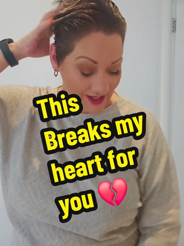 It breaks my heart that so many moms are not getting started because they still think you have to speak on camera to make money online 😭 When I am proof that you can actually make money online without speaking in your videos.  Ready to learn how I did it? #onlineincome #southafricatiktok🇿🇦 #sahmsoftiktok #makemoneyfromhome #makemoneyfromyourphone 