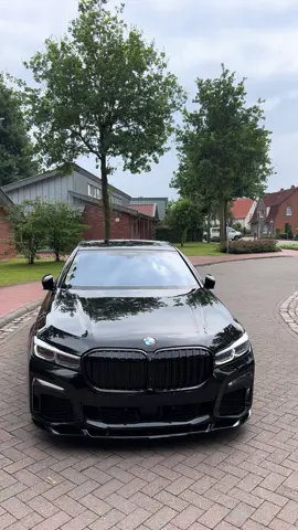💀#fyp #bmw #750i #v8 
