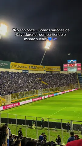 El Salvador un país que nunca deja de soñar💙 #elsalvador #selecta #eliminatorias #fyp 