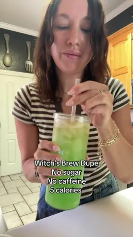 Obsessed 🧙‍♀️ #alani #wieiad #drinks #dupes #witchsbrew 