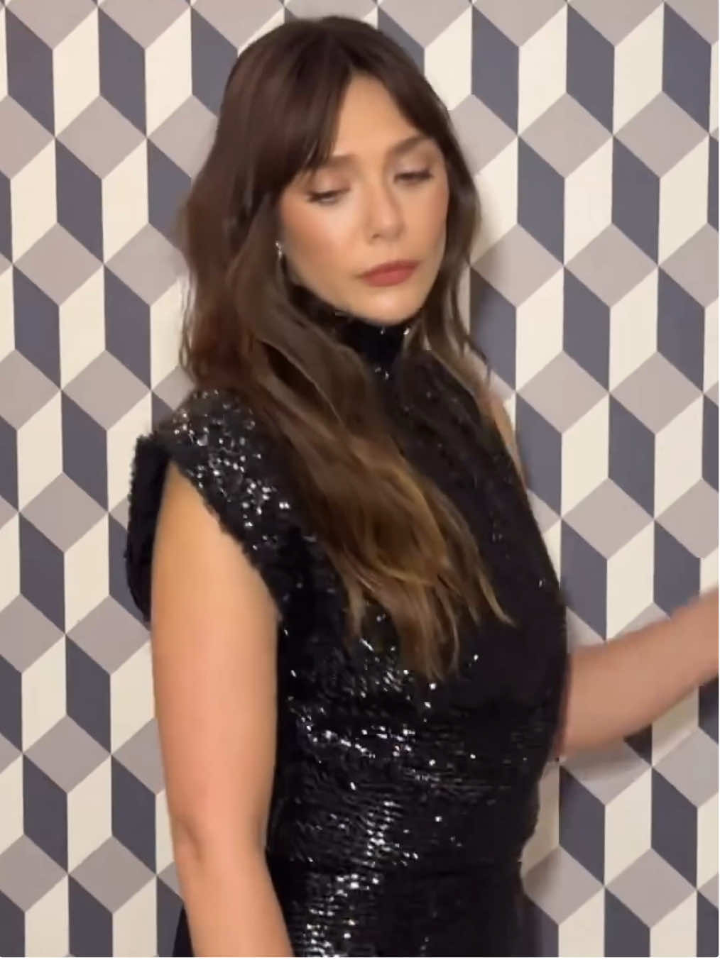 my favorite genre of lizzie videos #elizabetholsen #lizzieolsen #elizabetholsenedit #fyp 