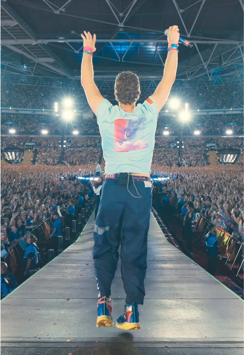 Let's go… #ColdplayWembley #VidaLaVida #LiveMusic #OnTour #Coldplay 